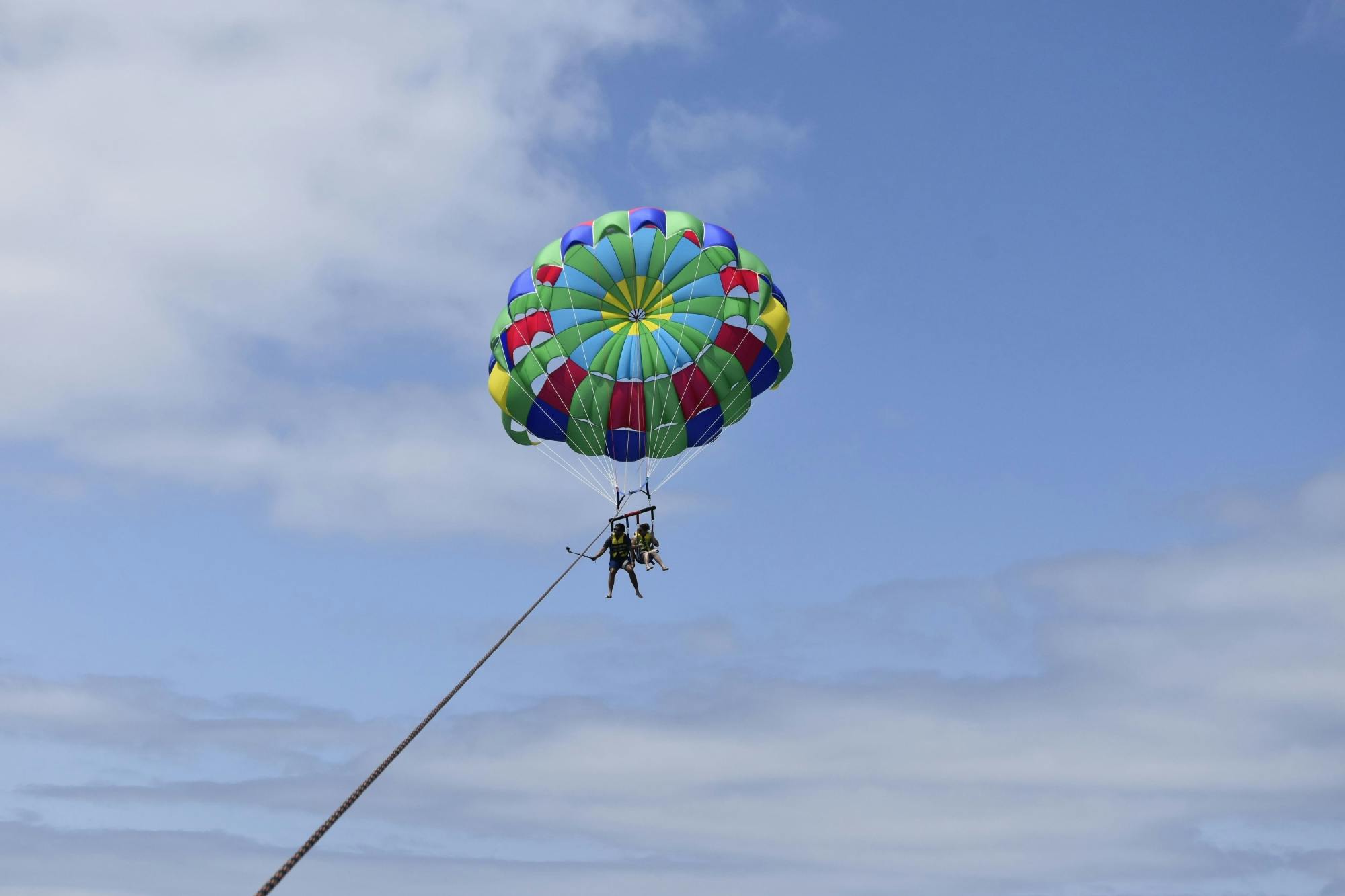 Udflugtseventyr med parasailing på Lanzarote – kun billet