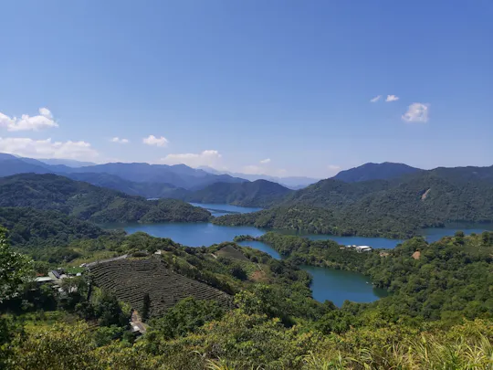 Thousand-Island Lake and Pinglin Tea Plantation guided tour from Taipei
