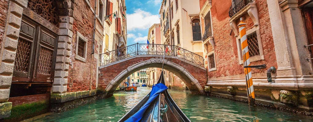 Private gondola tour in Venice
