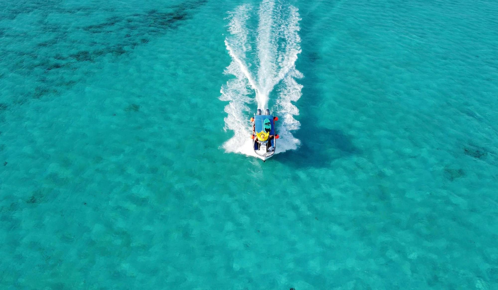 Cozumel guided snorkelling and island tour from Cancun