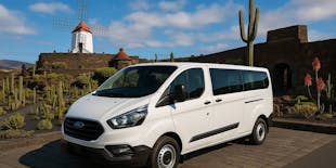 Tour dei paesaggi di Lanzarote con degustazione di vini in una cantina locale