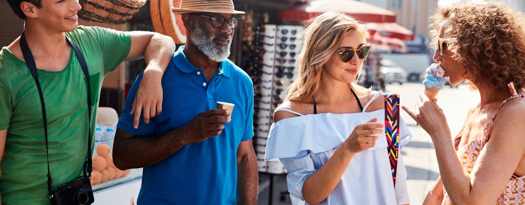 Guided walking tour of Corralejo with local tasting sessions