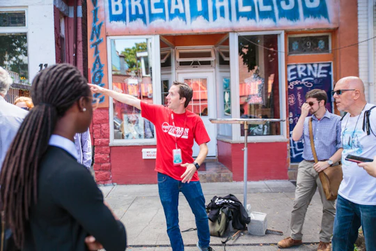 Toronto Kensington Market and Chinatown walking tour