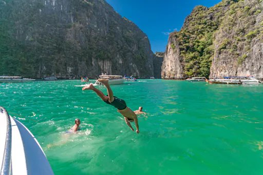 Full-Day Phi Phi and Bamboo Island by Speed Catamaran