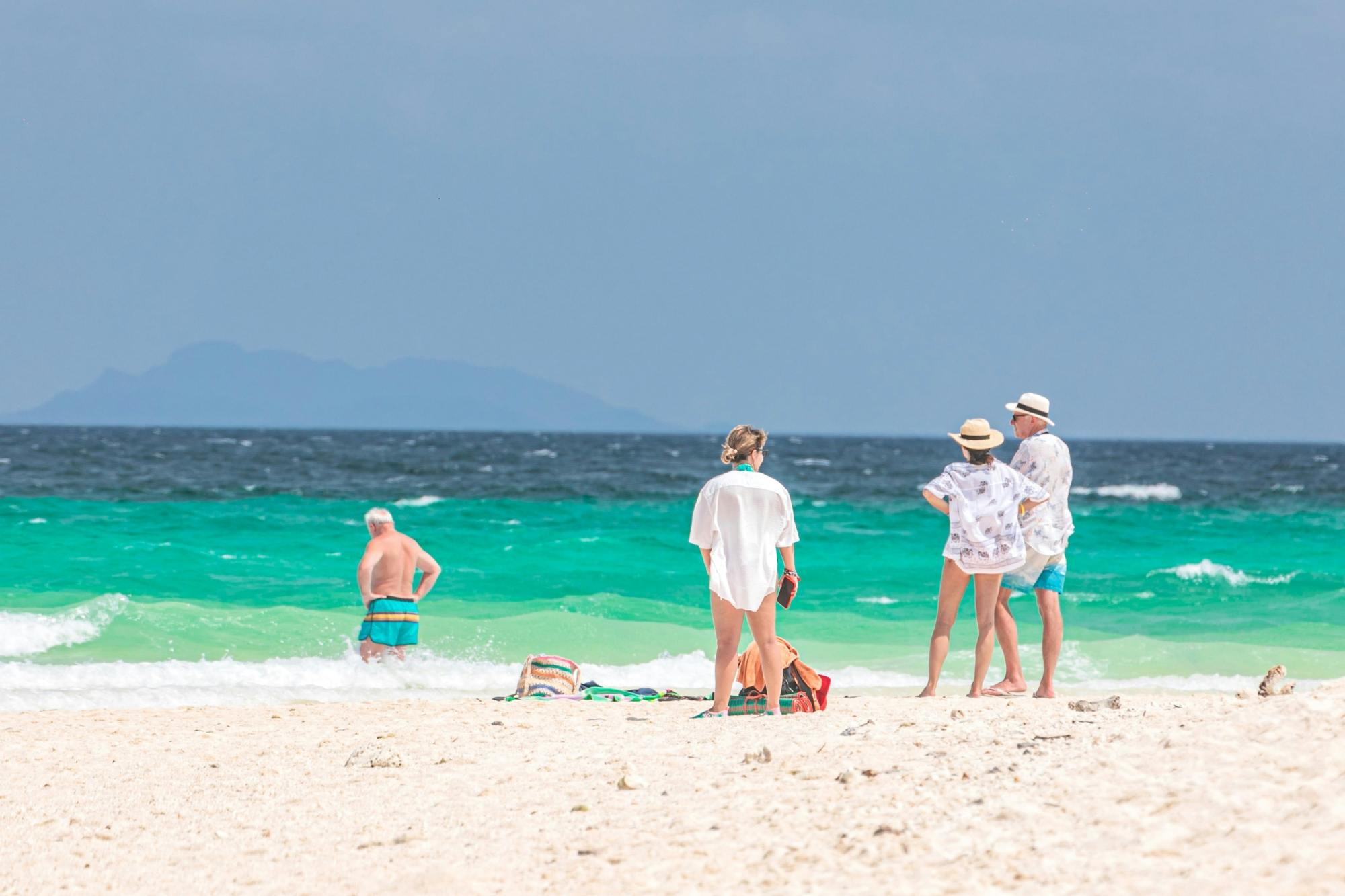 Full-Day Phi Phi and Bamboo Island by Speed Catamaran