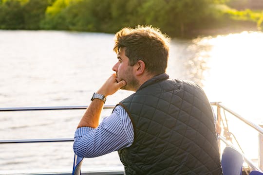 Early evening cruise of York