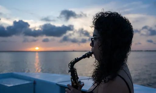 Sunset boat trip on Nichupté Lagoon with live saxophone music
