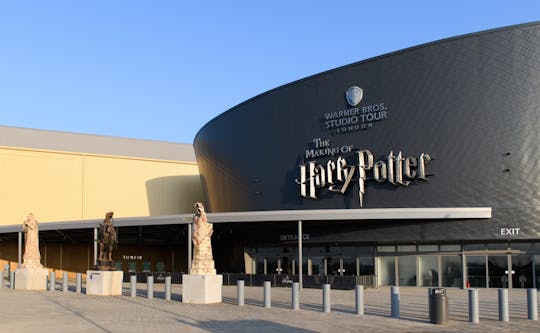 Visita a Warner Bros. Studio Londres - La creación de Harry Potter, con traslados en autobús de lujo