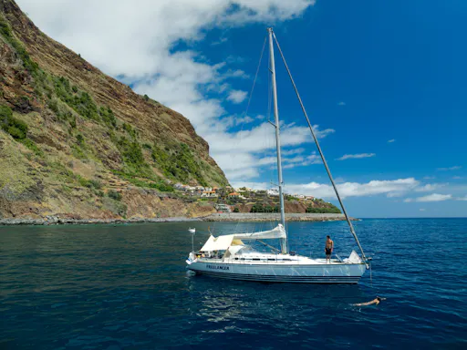 Madeira half-day Happy Hour sailing trip with open bar