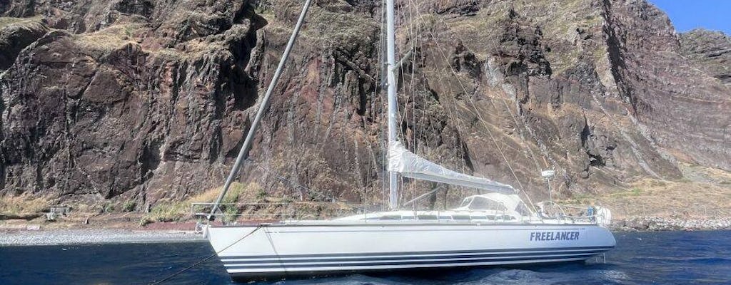 Madeira half-day Happy Hour sailing trip with open bar