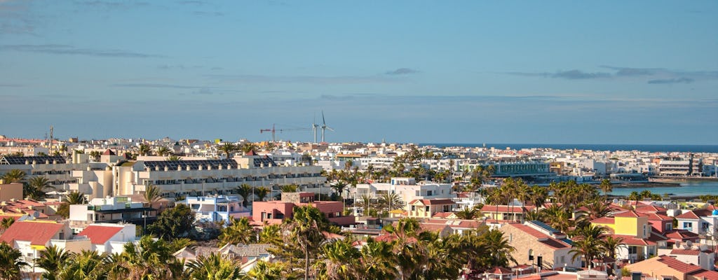 Guided walking tour of Corralejo with local tasting sessions