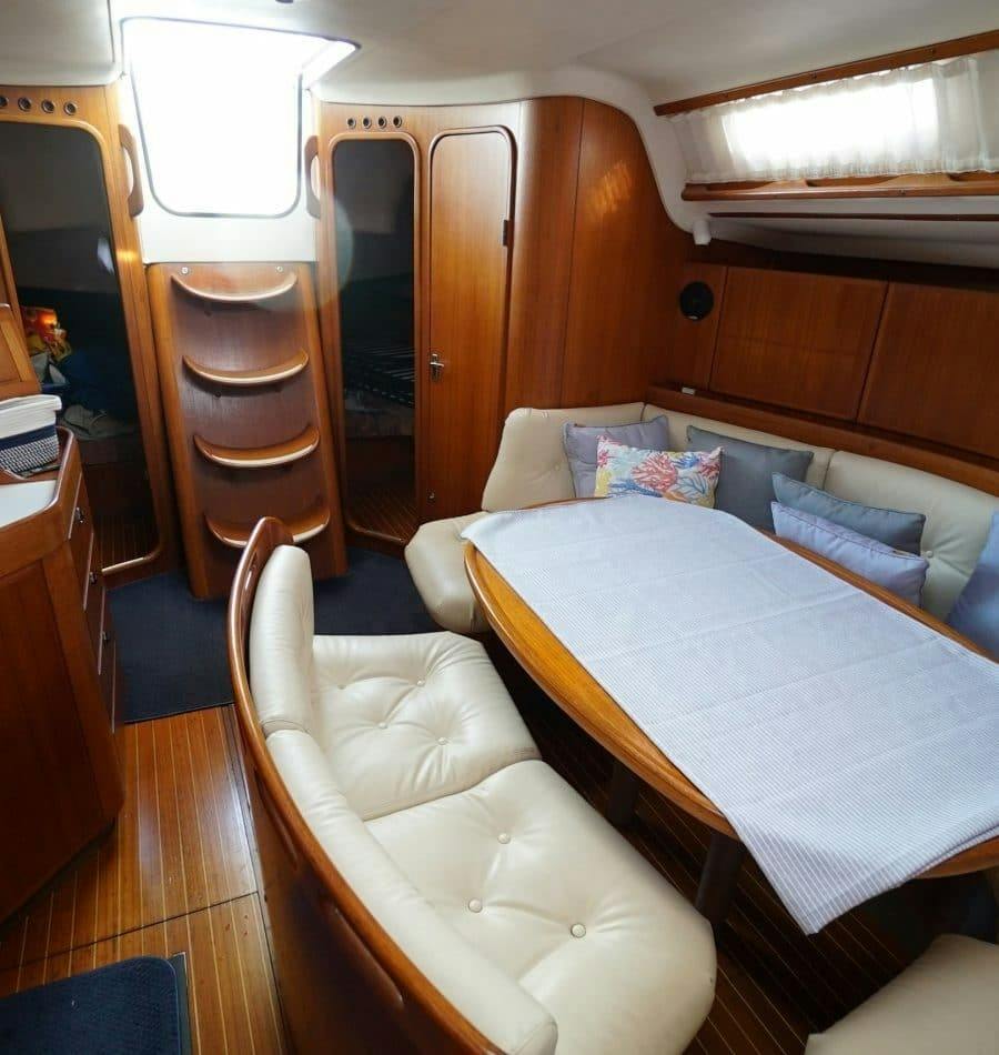 Madeira half-day Happy Hour sailing trip with open bar