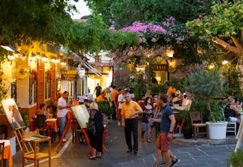 Visita serale della città di Rodi con cena
