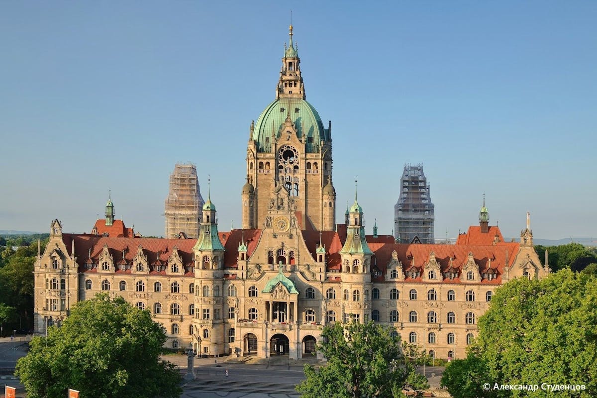 Audio-rondleiding op eigen gelegenheid door Hannover: koninklijke rijkdom en cultuur