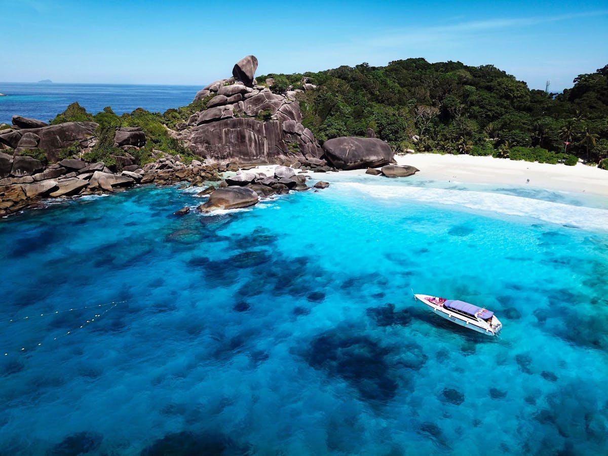 Similan-eilanden catamarantocht vanuit Khao Lak