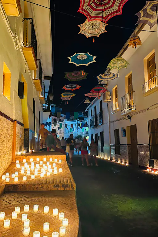 Luna Mora Festival Guaro