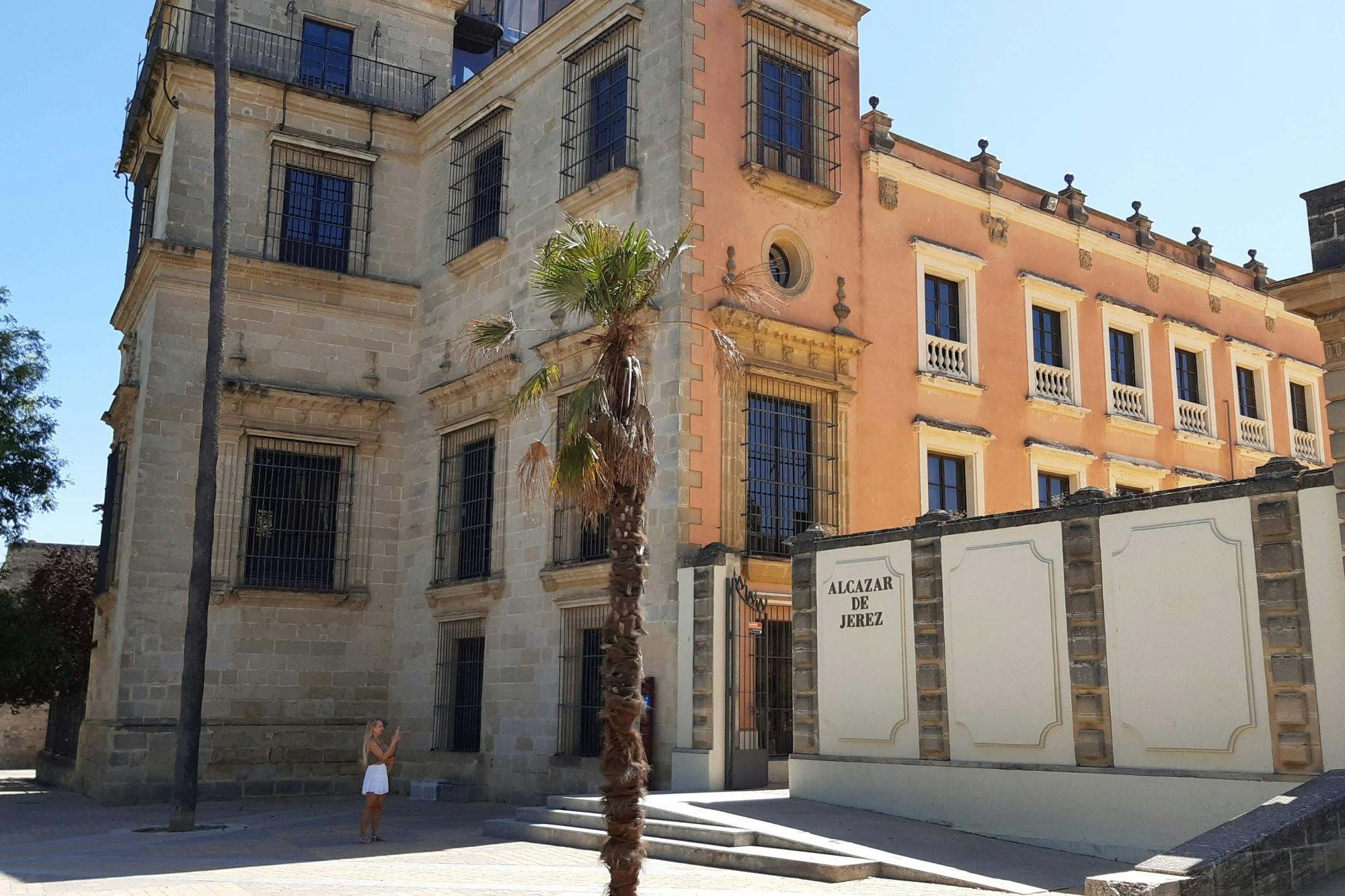 Sites & Bites: Sherry wine and chicharrones in Jerez