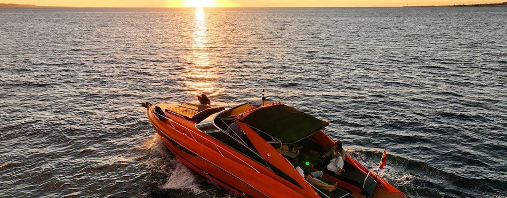 Schnellbootfahrt zum Sonnenuntergang auf Lanzarote mit Getränken