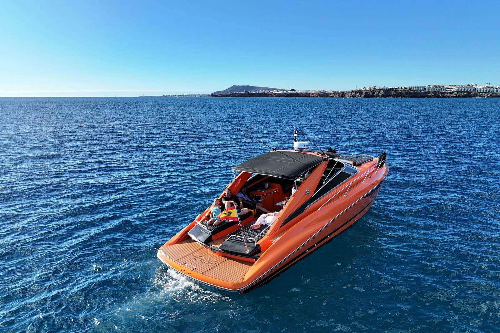 Luxury speedboat tour from Puerto Calero in Lanzarote