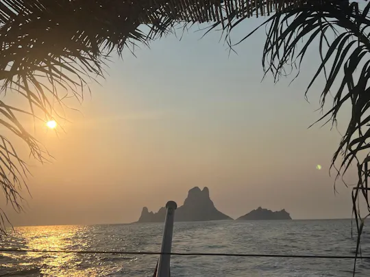 Tour dell'isola di Ibiza con cibo e bevande