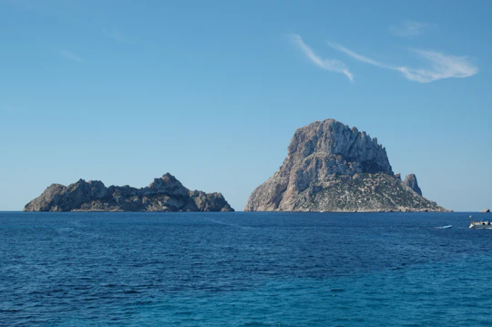 Guided boat tour from Ibiza to Es Vedrá