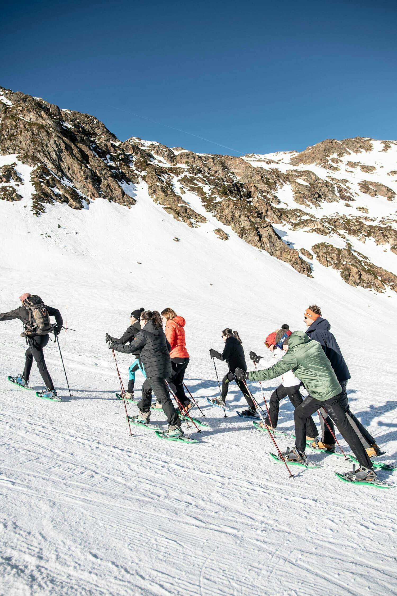 Guided snowshoeing trek in the Ordino-Arcalis area