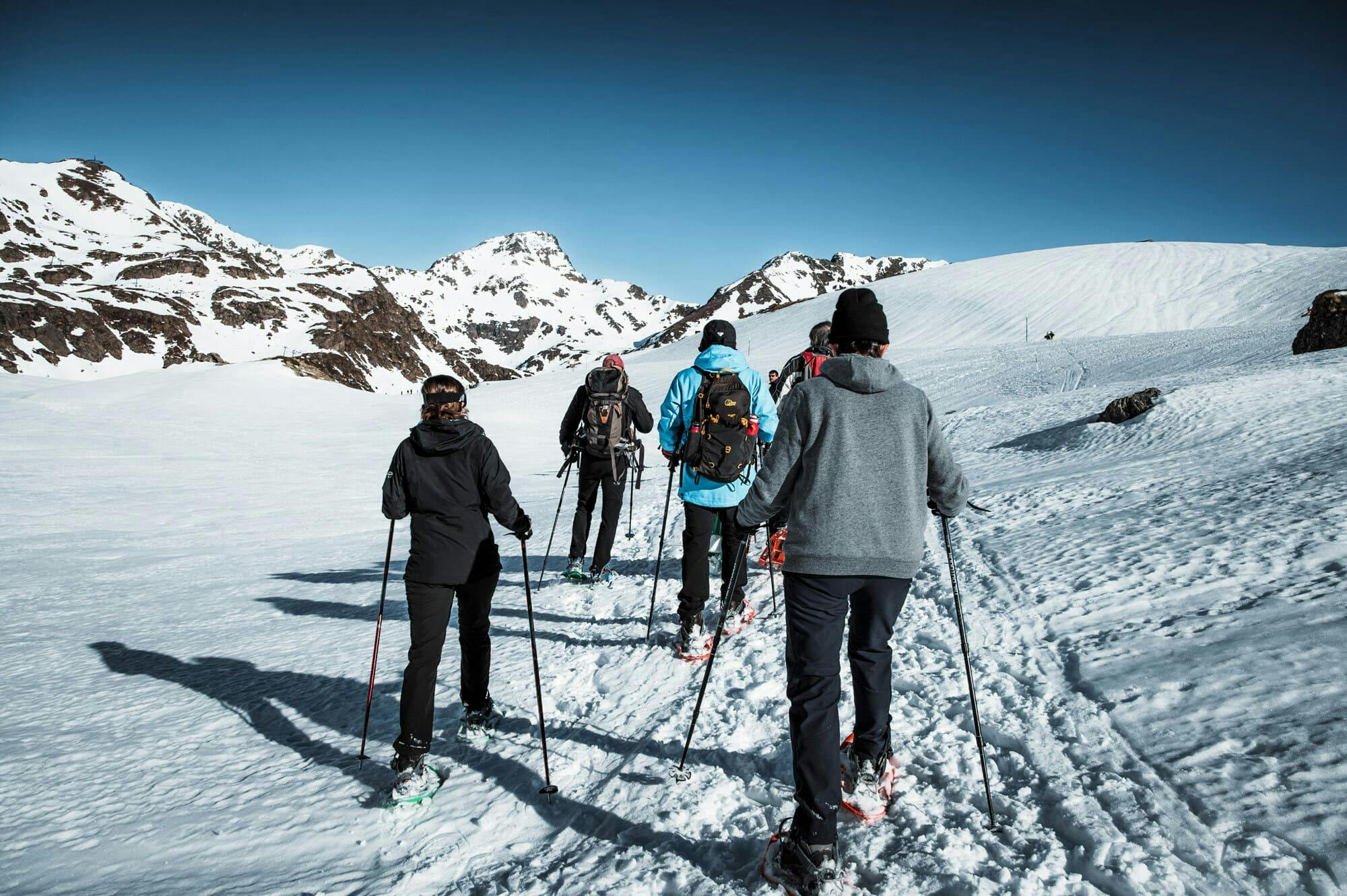 Guided snowshoeing trek in the Ordino-Arcalis area