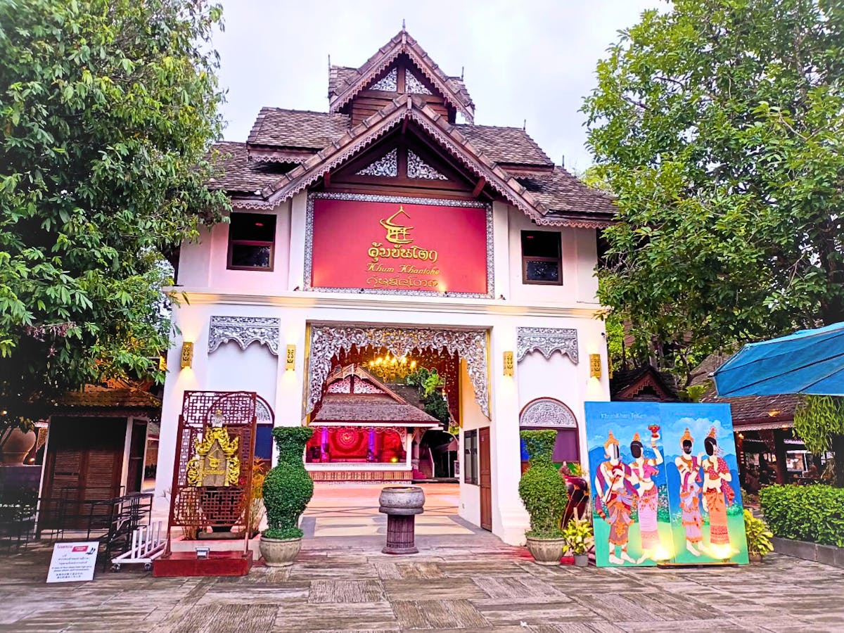 Esperienza culturale a Chiang Mai con cena nel nord della Thailandia