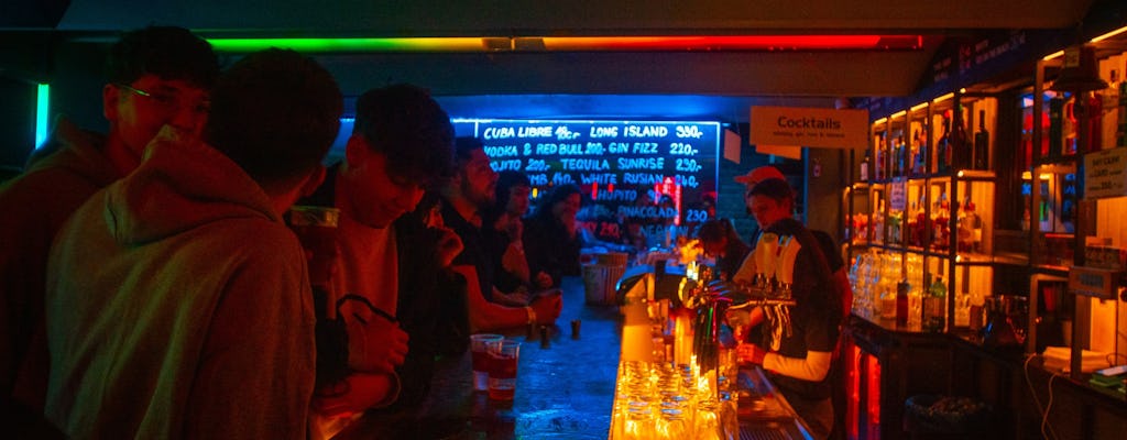 Skip the line pub crawl with VIP treatment in Prague