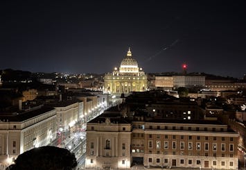 St. Peter's Basilica with reserved entry and lift to the Dome