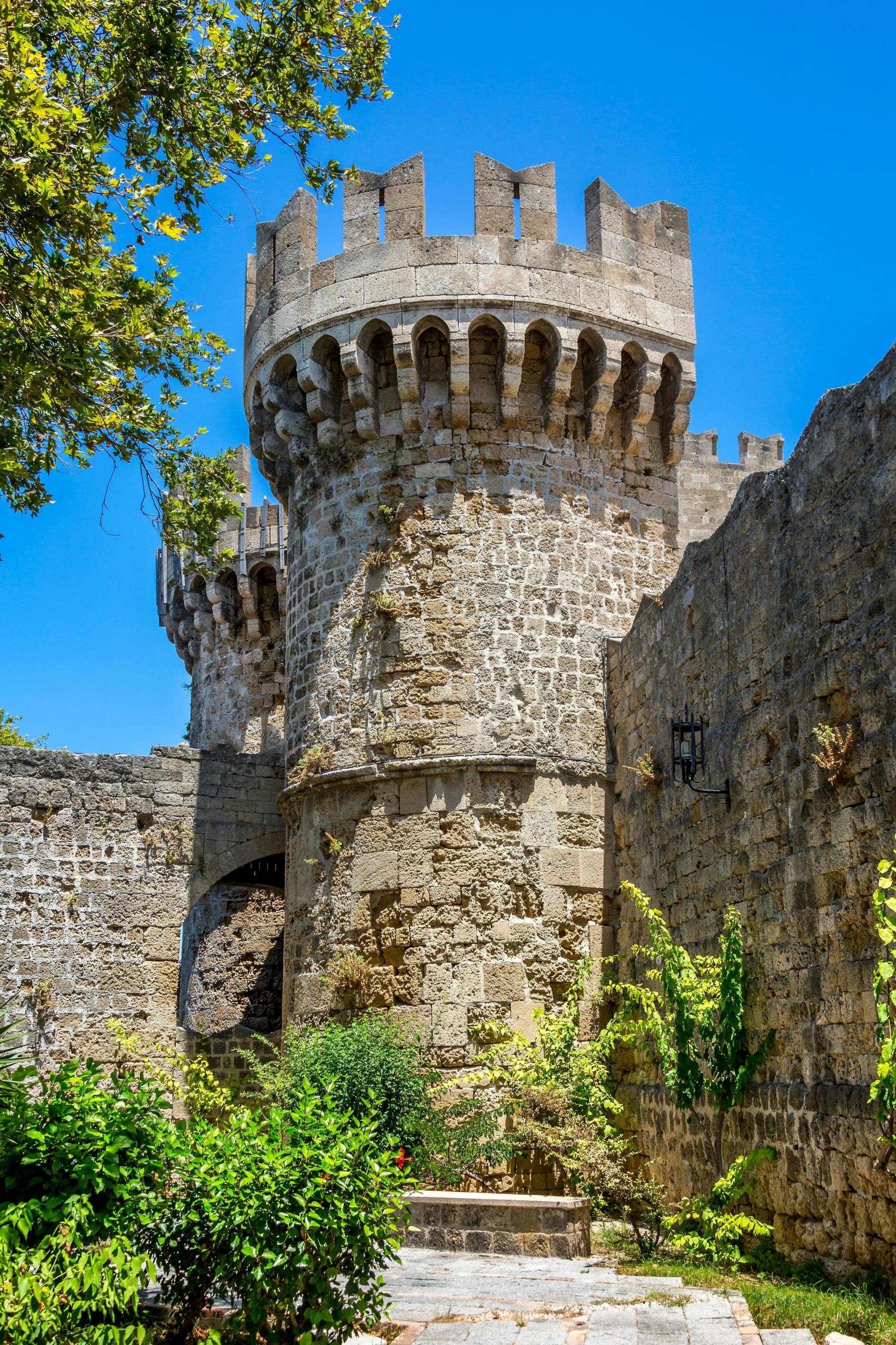 Lindos Acropolis & Rhodes Old Town Highlights Tour