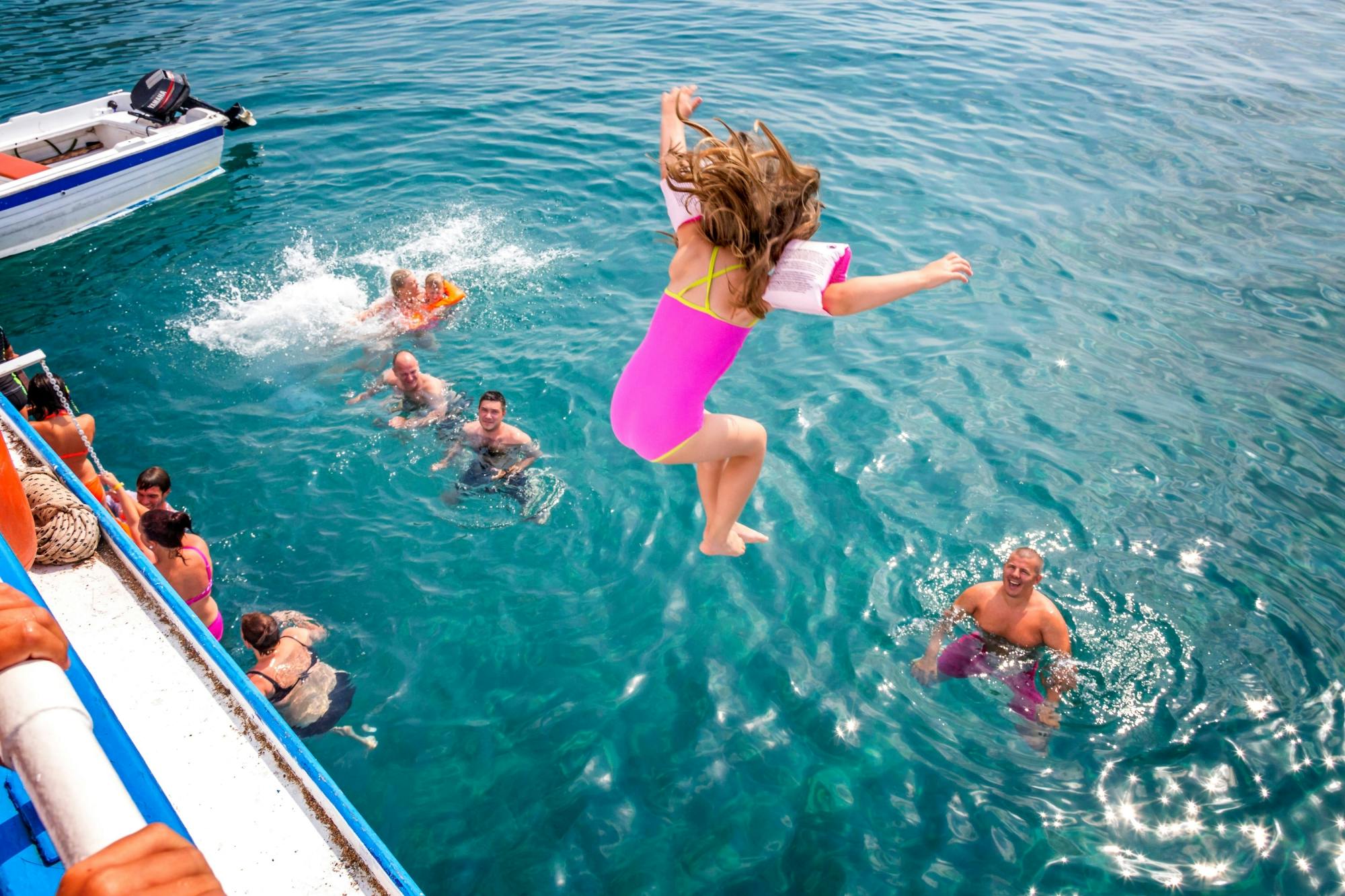 Rodzinny rejs o tematyce pirackiej u wybrzeży Rodos