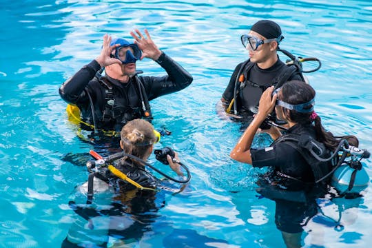 Discover scuba diving in Albufeira