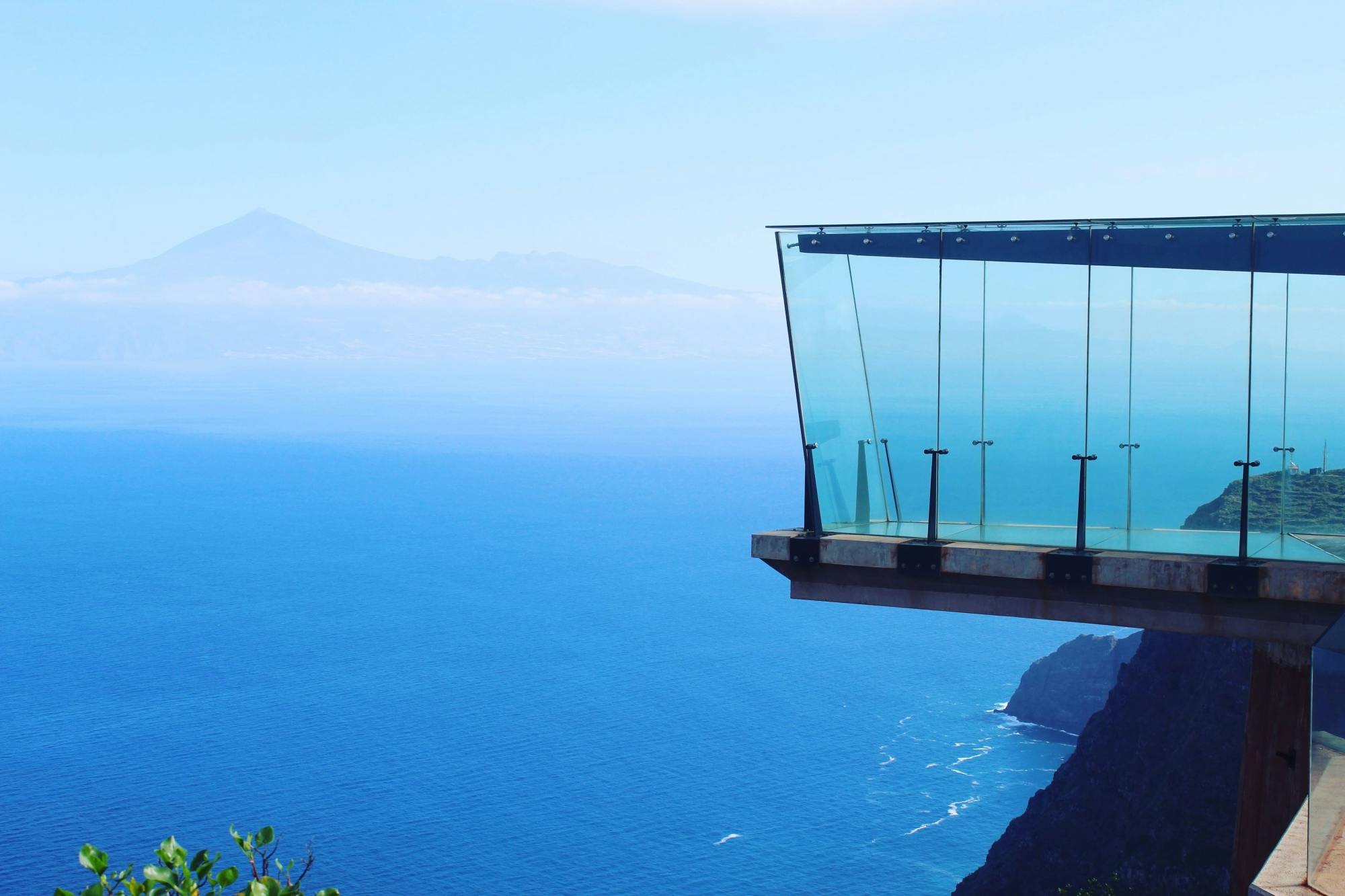 VIP La Gomera luxury minivan tour