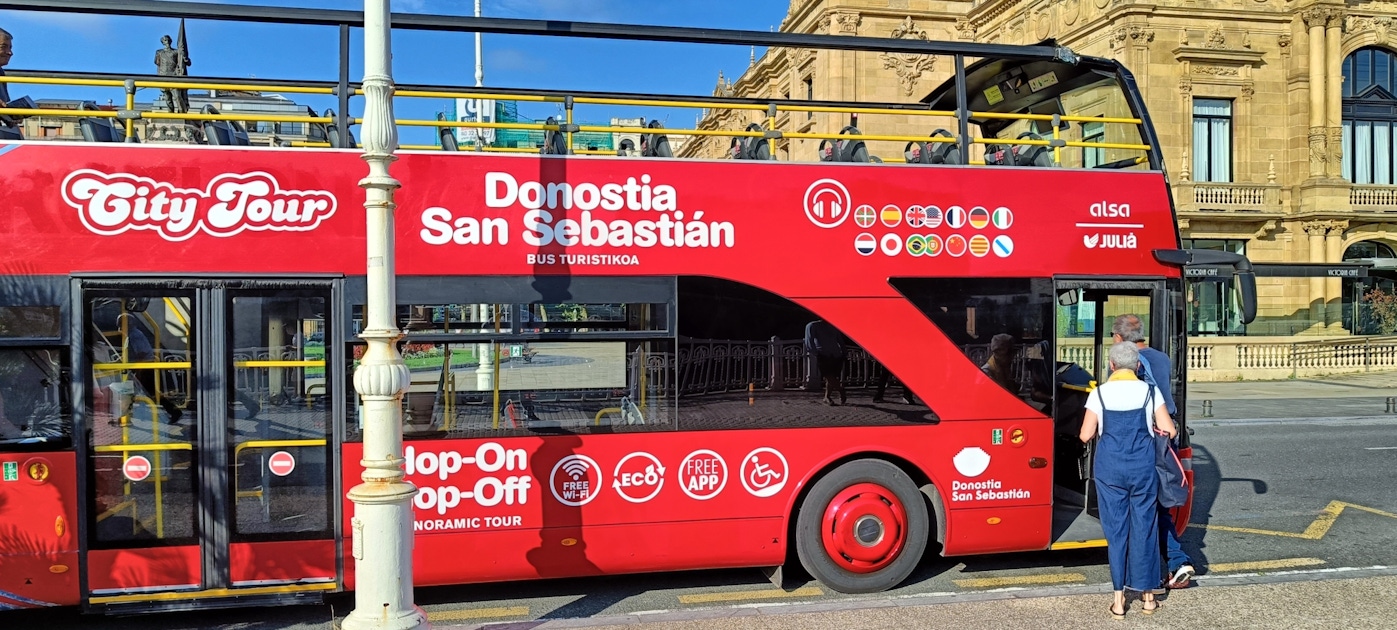 Hop-on hop-off in San Sebastián Hop-on hop-off in San Sebastián