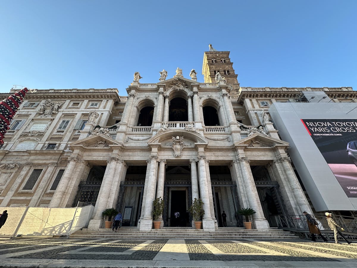 Hop On Hop Off Bus & Saint Mary Major ticket met optionele audiogids