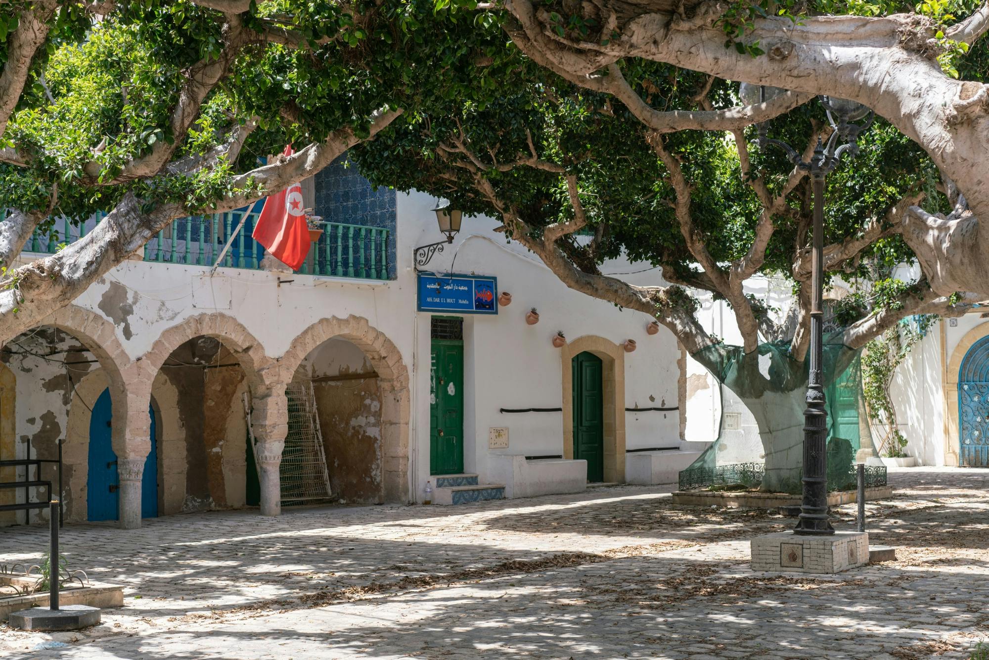 Mahdia and Monastir full-day tour with lunch at a farm