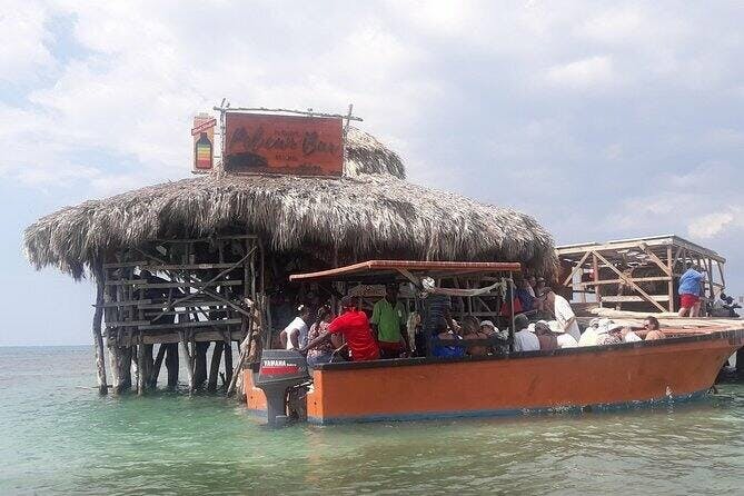 Black River boat tour plus Pelican Bar and Rick’s Café in Jamaica