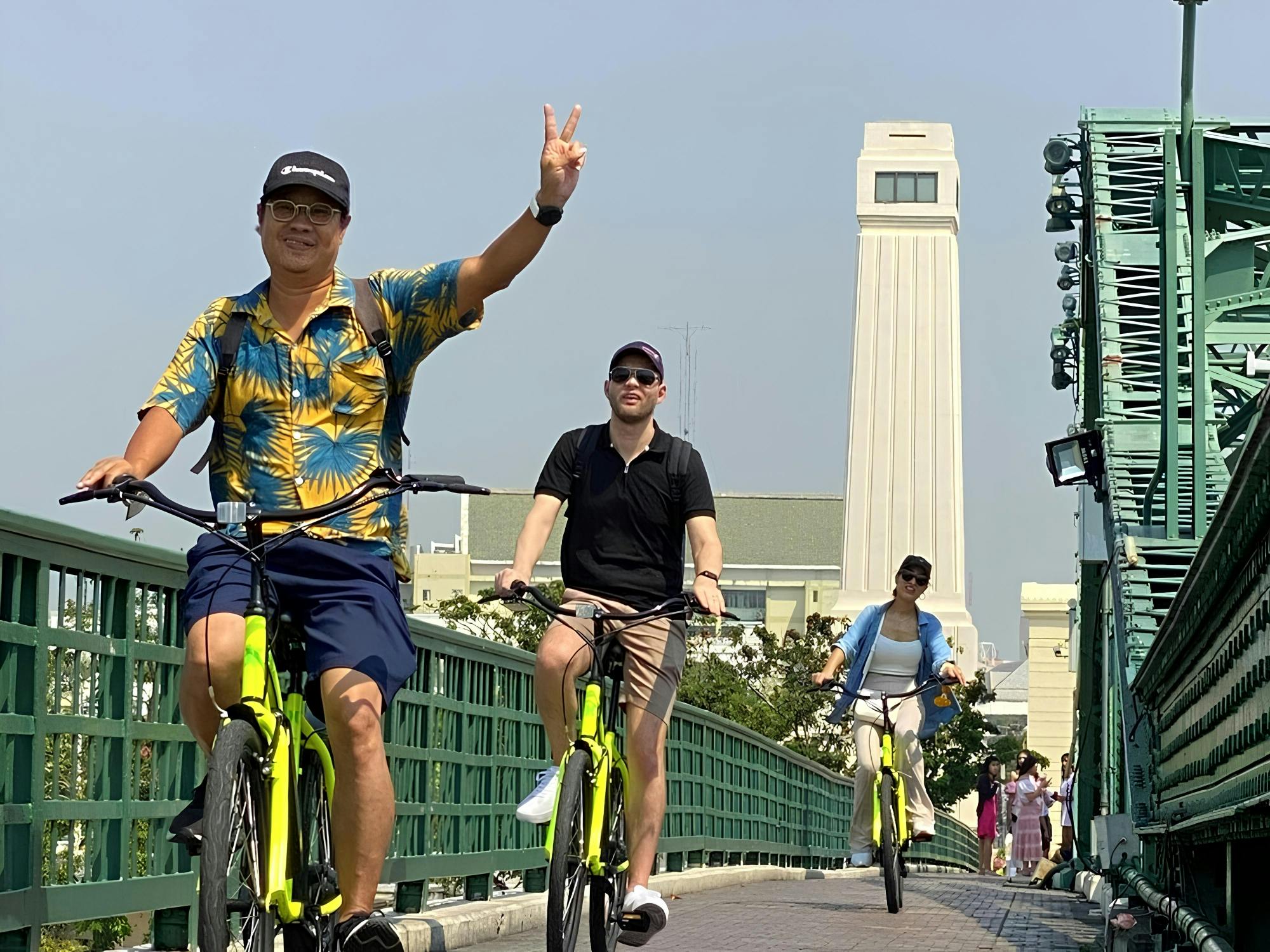 Bangkok small-group electric bike tour