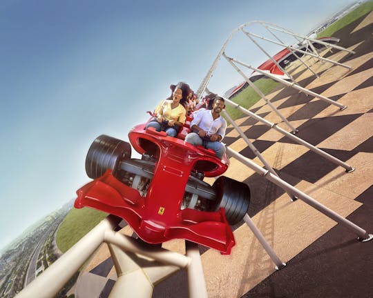 Yas Island Abu Dhabi, access to 4 parks