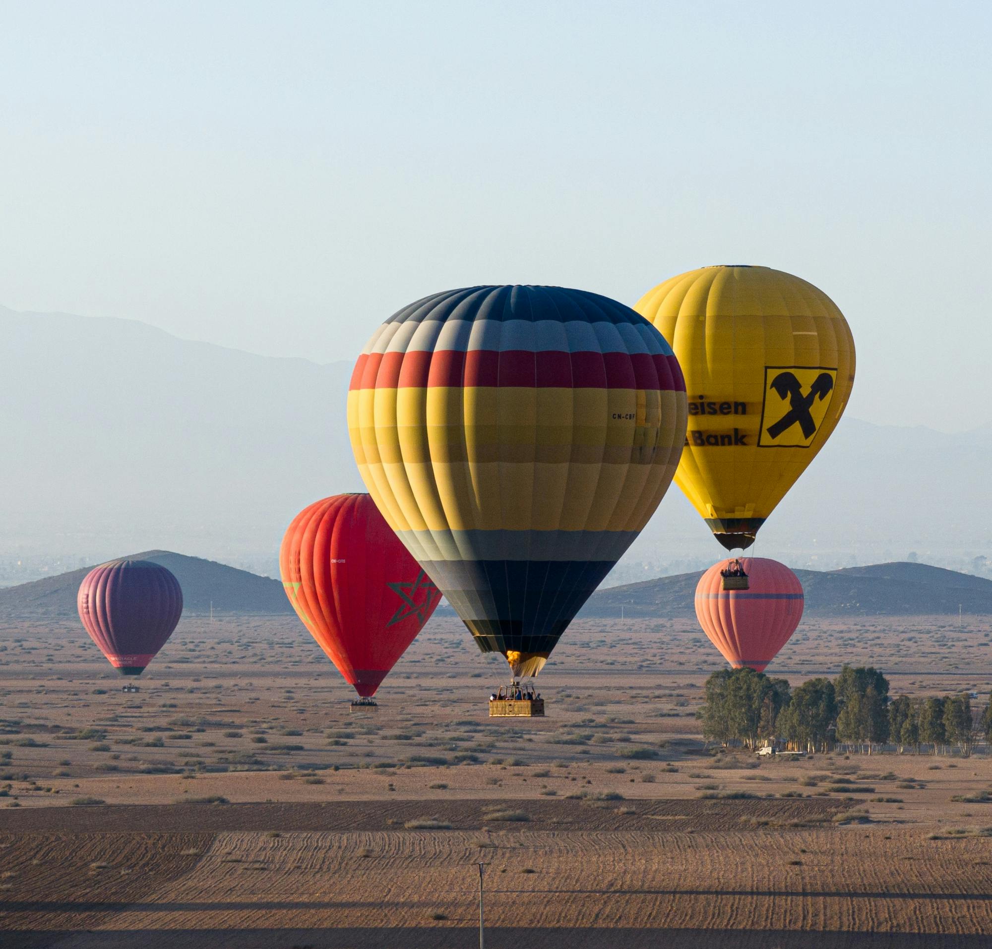 Marrakech hot air balloon and Essaouira day trip combo