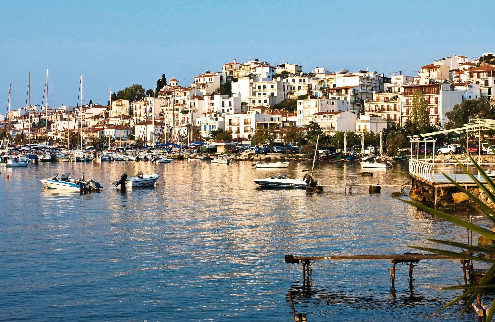 Skiathos town evening tour with local liqueur tasting