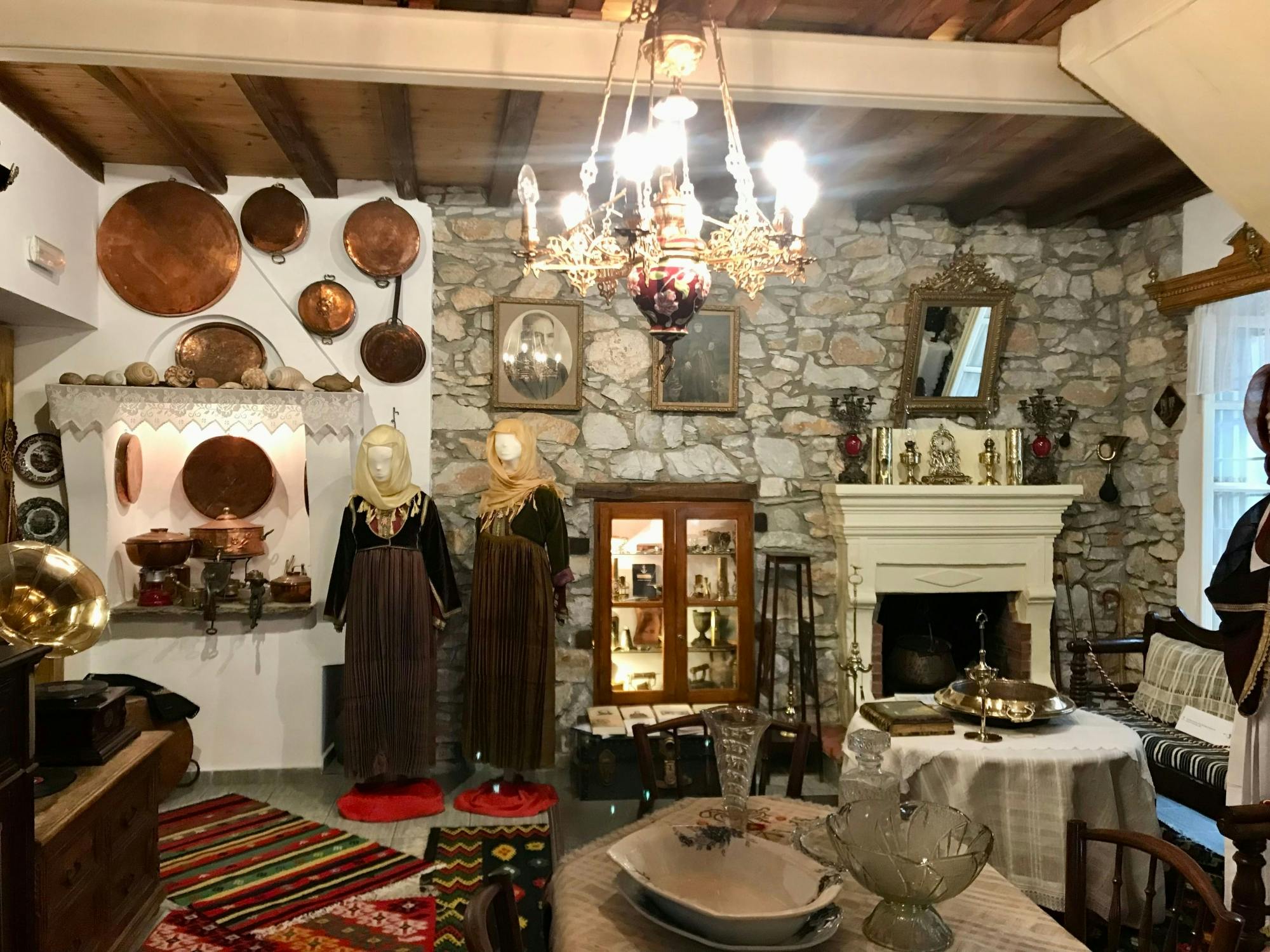 Skiathos town evening tour with local liqueur tasting