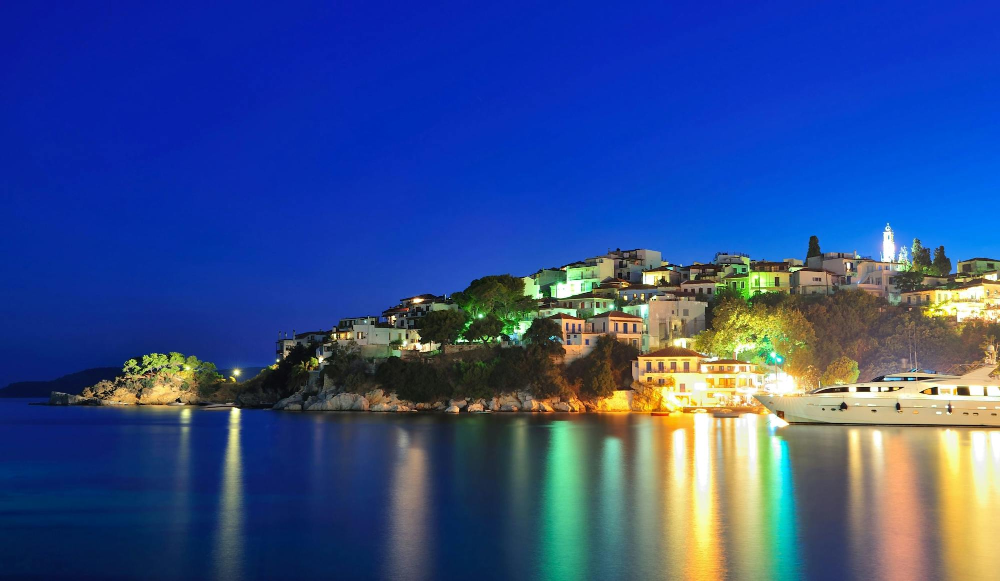 Skiathos town evening tour with local liqueur tasting