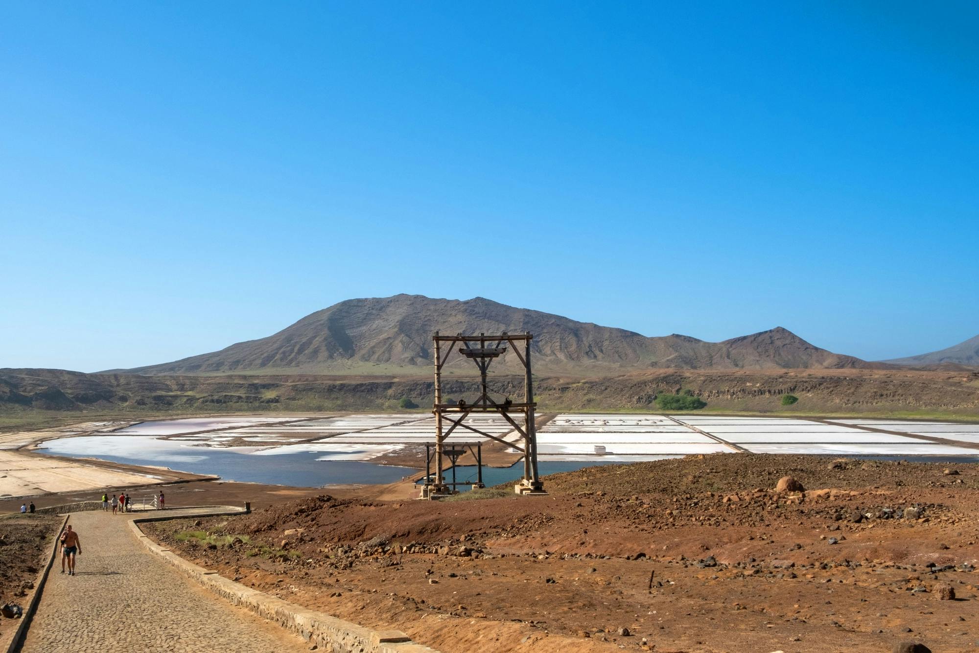 Private secrets of Sal 4x4 tour with Pedra da Lume salt lake