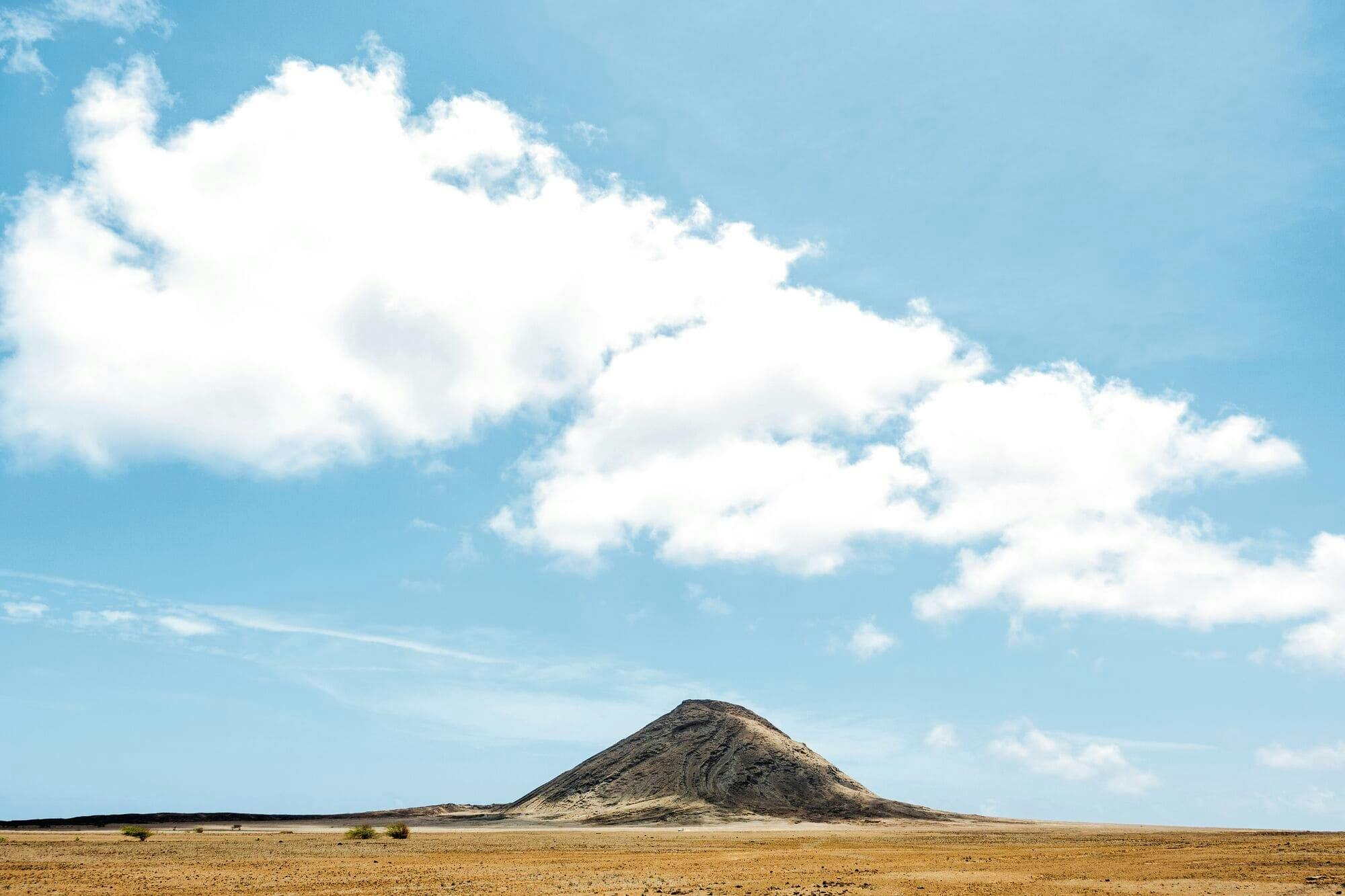 Private secrets of Sal 4x4 tour with Pedra da Lume salt lake