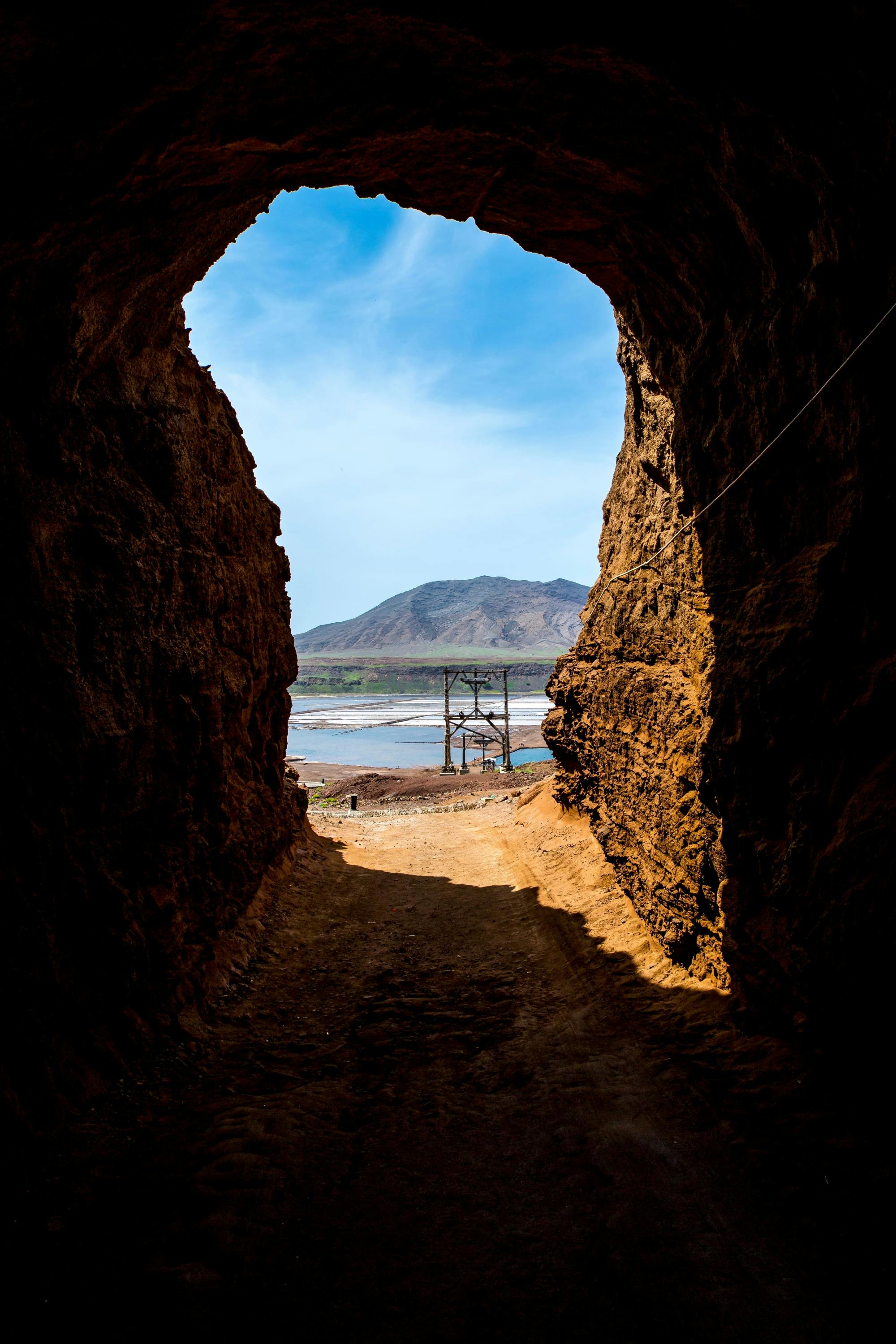 Private secrets of Sal 4x4 tour with Pedra da Lume salt lake