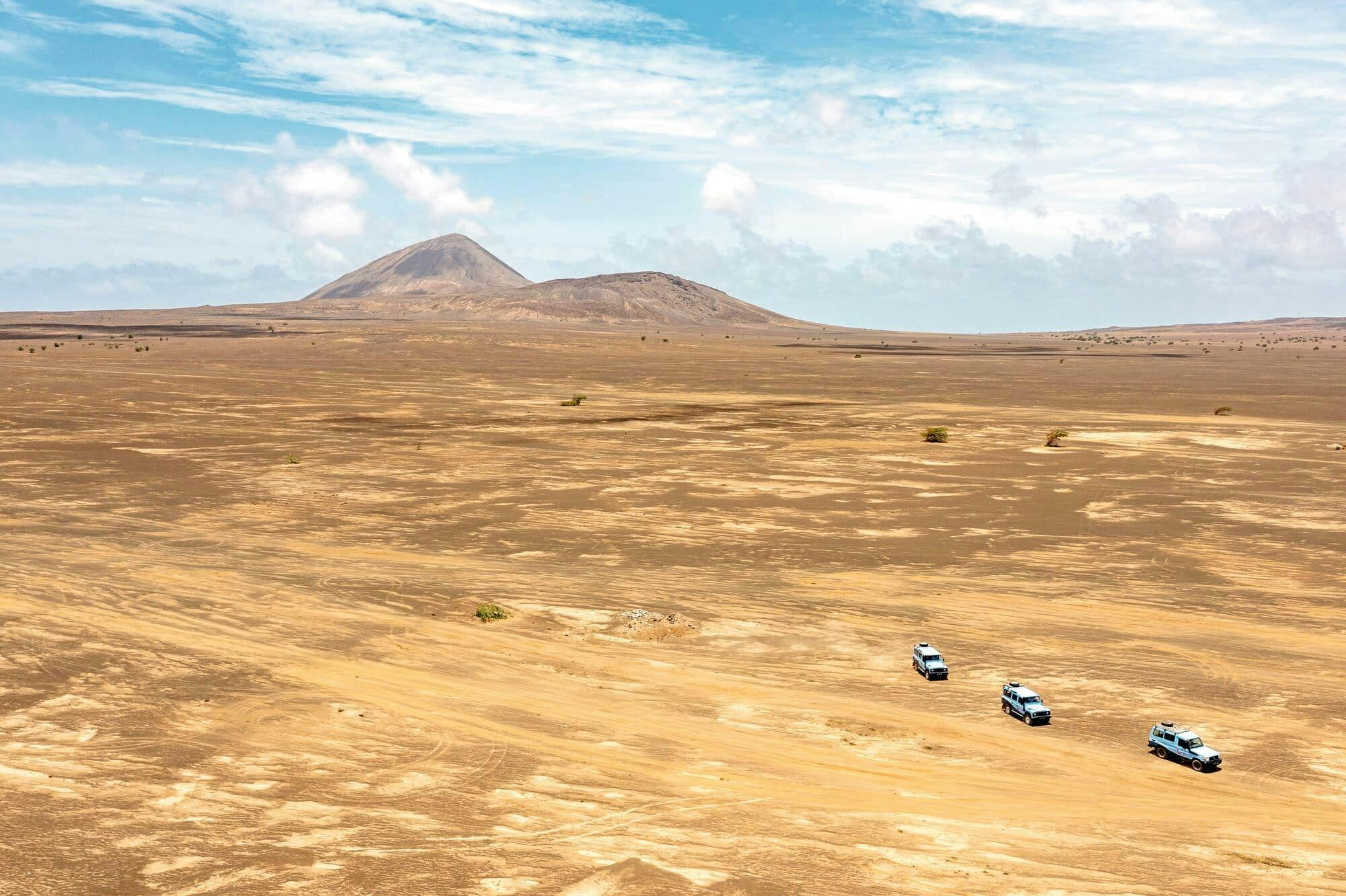 Private secrets of Sal 4x4 tour with Pedra da Lume salt lake