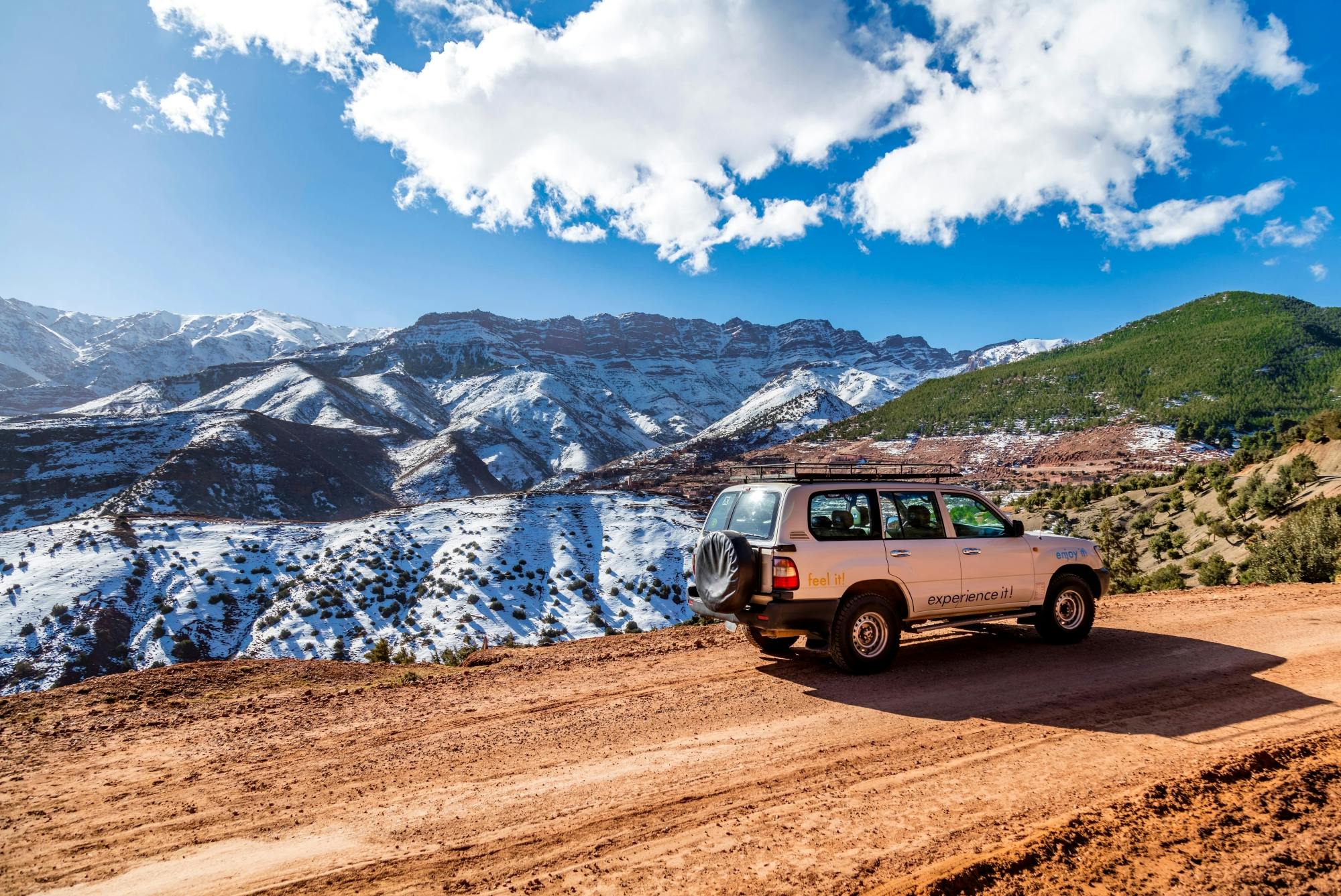 Guided Atlas Mountains 4x4 tour with Berber lunch in Immouzer