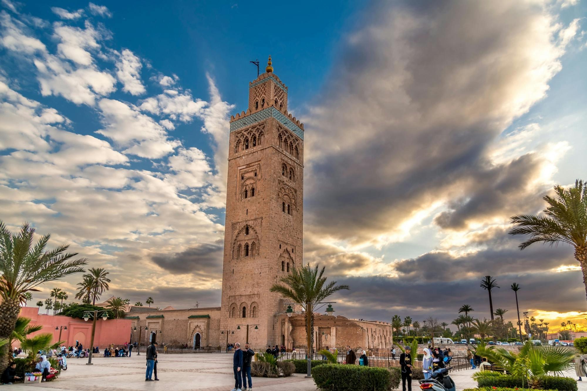 Marrakech City Tour with Dinner Show